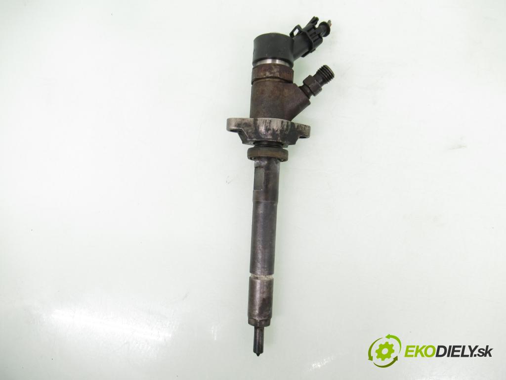 CITROEN XSARA PICASSO (N68) MINIVAN 2005 80,00 1.6 HDi - 9HZ (DV6TED4) 1560,00 vstrekovač 0445110259 (Vstrekovač paliva)