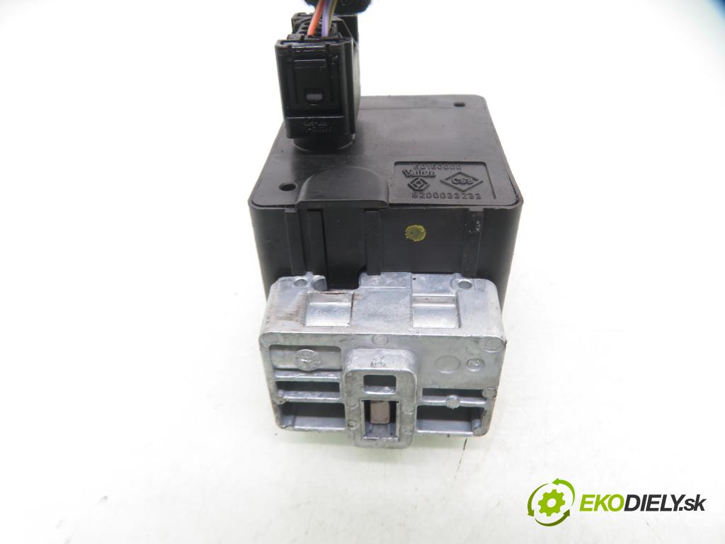 RENAULT ESPACE IV (JK0/1_) MINIVAN 2003 120,00 2.0 Turbo (JK0A, JK0B, JK0N) - F4R 796 1998,00 blokáda tyče volantu 8200033233 ; E0160000