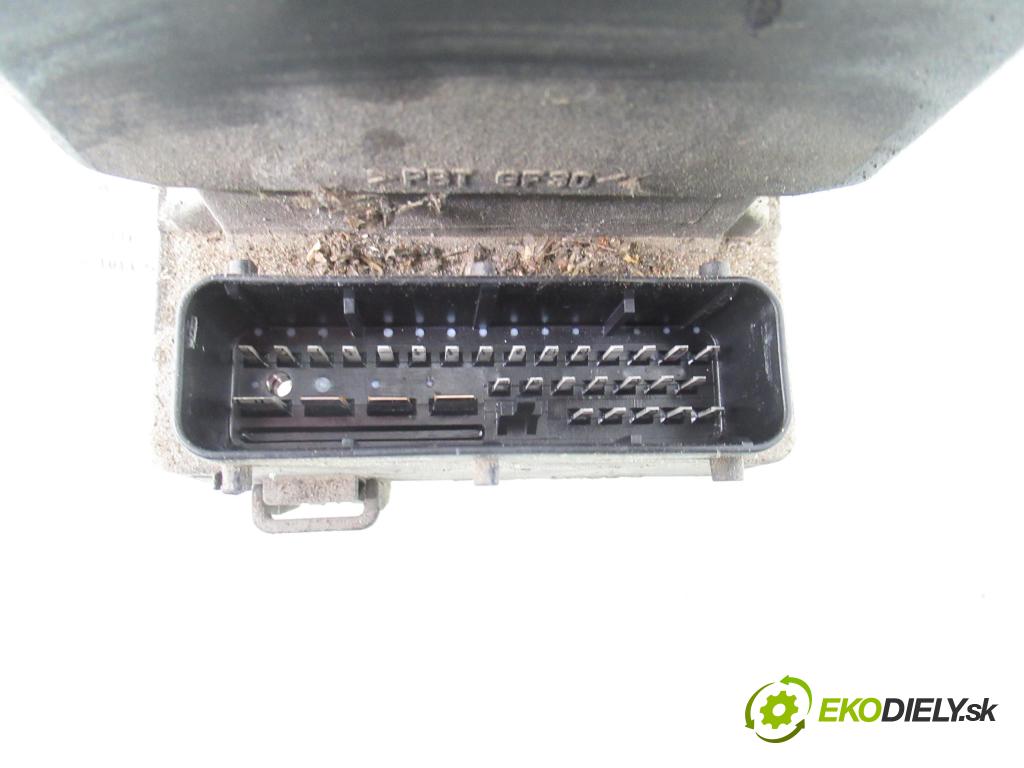 VW PASSAT B5 Variant (3B5) KOMBI 1997 81,00 1.9 TDI 110 - AFN 1896,00 Pumpa ABS 8E0614111AH ; 0265220525 ; 0273004358 (Pumpa ABS)