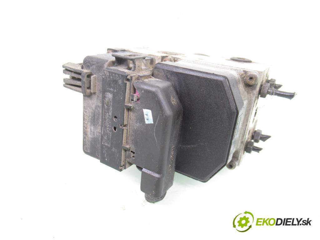 VW PASSAT B5 Variant (3B5) KOMBI 1997 81,00 1.9 TDI 110 - AFN 1896,00 Pumpa ABS 8E0614111AH ; 0265220525 ; 0273004358 (Pumpa ABS)