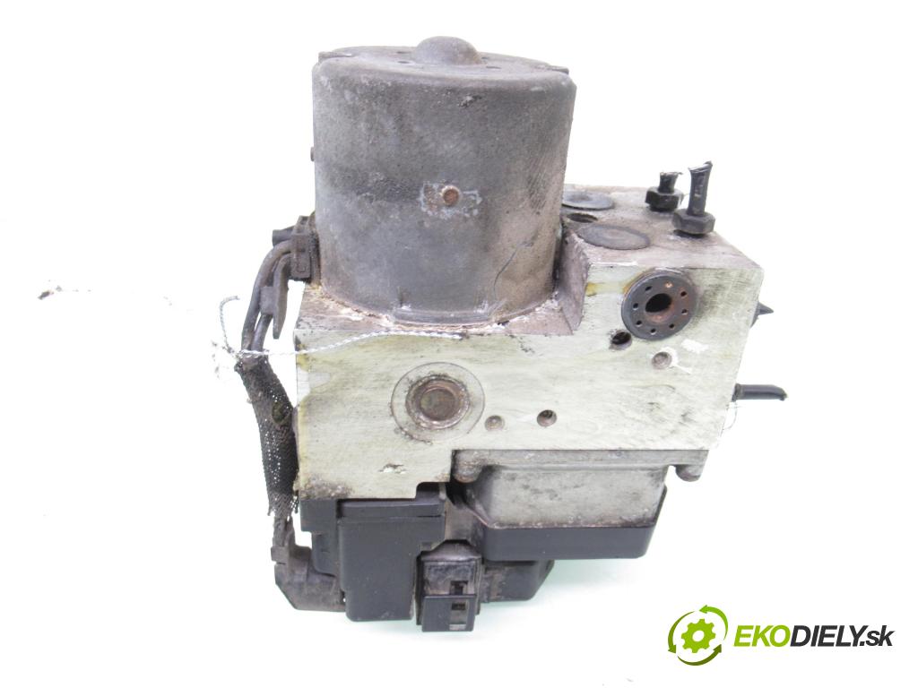 VW PASSAT B5 Variant (3B5) KOMBI 1997 81,00 1.9 TDI 110 - AFN 1896,00 Pumpa ABS 8E0614111AH ; 0265220525 ; 0273004358 (Pumpa ABS)