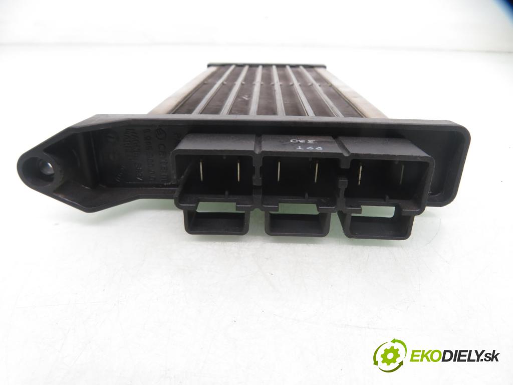 LANCIA LYBRA SW (839_) KOMBI 2002 85,00 1.9 JTD - 937 A2.000 1910,00 Výhrevné teleso, radiátor kúrenia elektrická 590530000 (Radiátor kúrenia)