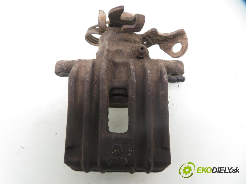 VW PASSAT B5 Variant (3B5) KOMBI 1997 74,00 1.9 TDI - AVB 1896,00 brzdič třmen PT