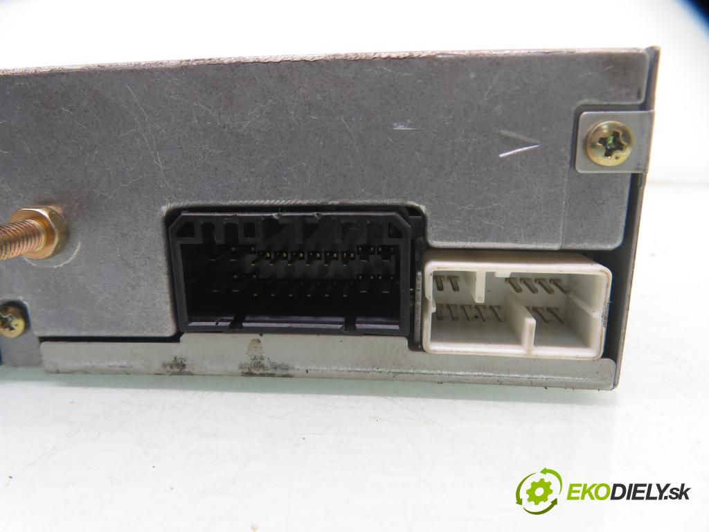 HONDA STREAM (RN) HB 2002 92,00 1.7 16V (RN1) - D17A2 1668,00 RADIO CD DEHM6356ZH