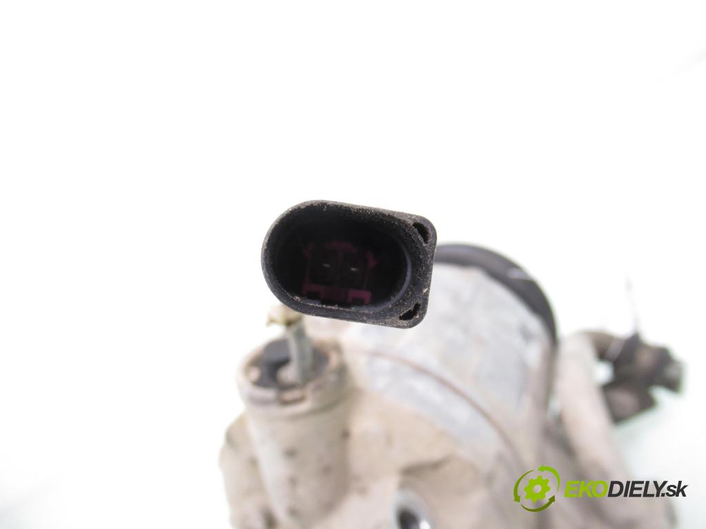 SEAT IBIZA III (6L1) HB 2004 47,00 1.9 SDI - ASY 1896,00 KOMPRESOR: klimatizace 6Q0820803J (Kompresor klimatizace)