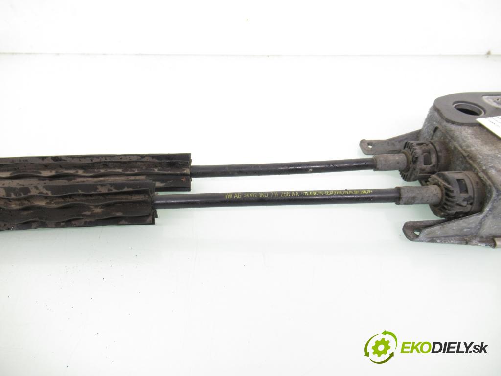 VW GOLF VI (5K1) HB 2011 155,00 2.0 GTi - CCZB 1984,00 ZVEDÁK: 1K0711049CJ ; 1K0711061B