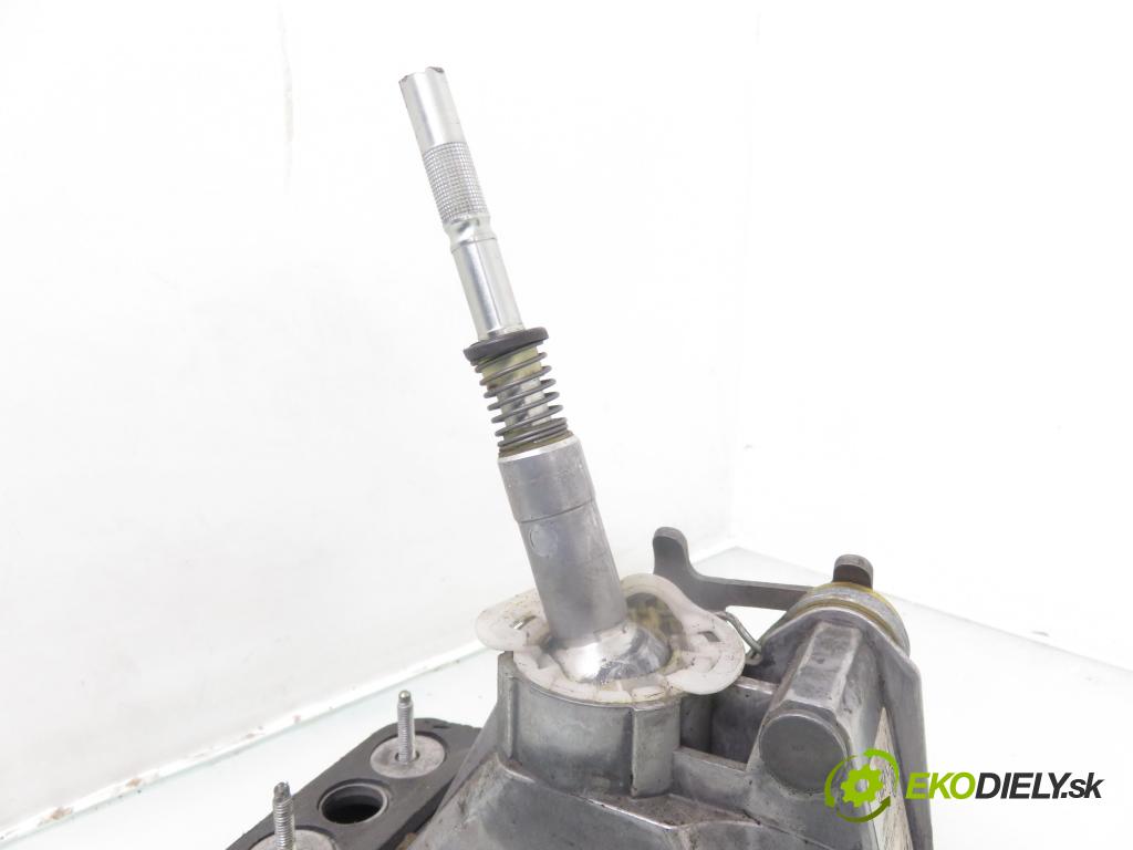 VW GOLF VI (5K1) HB 2011 155,00 2.0 GTi - CCZB 1984,00 ZVEDÁK: 1K0711049CJ ; 1K0711061B