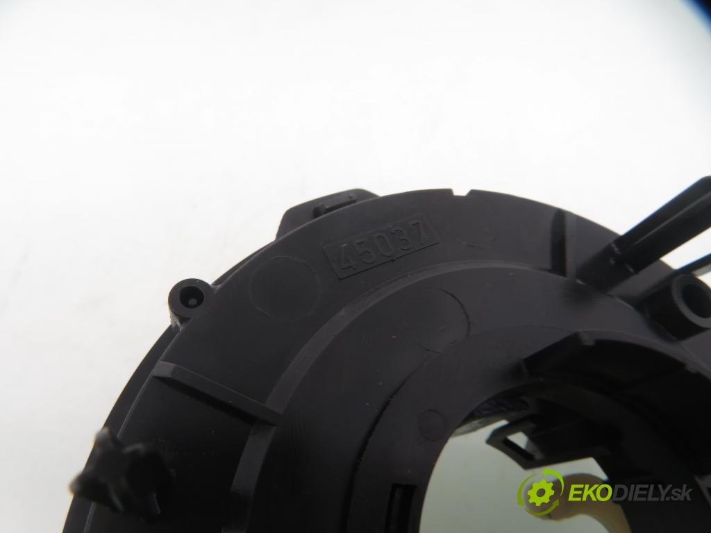 OPEL MERIVA A nadwozie wielkoprzestrzenne (MPV) (X03) MINIVAN 2005 66,00 1.4 16V Twinport - Z 14 XEP 1364,00 PÁSKA: air BAG 315625731