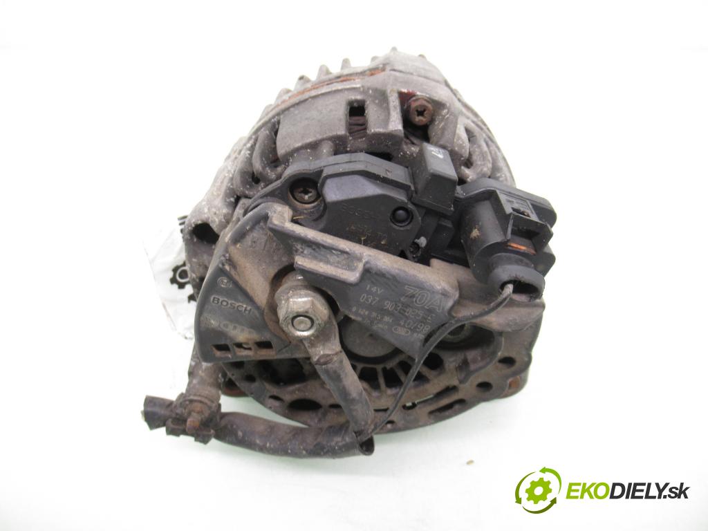 VW GOLF IV (1J1) HB 1998 55,00 1.4 16V 75 - AKQ 1390,00 Alternátor 037903025E ; 0124315004 (Alternátor)