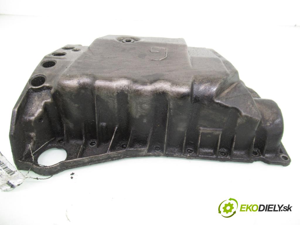 VOLVO V40 Kombi (645) KOMBI 2001 75,00 1.9 DI 102 - D 4192 T4 1870,00 vana olejová  (Olejová vana)