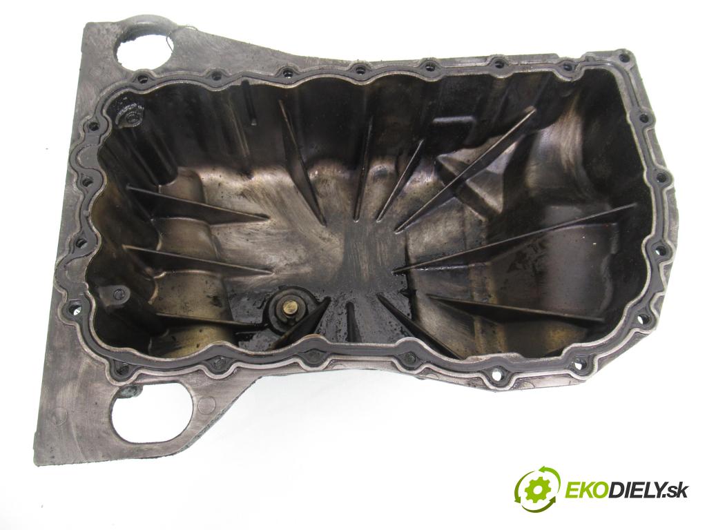 VOLVO V40 Kombi (645) KOMBI 2001 75,00 1.9 DI 102 - D 4192 T4 1870,00 Vaňa olejová  (Olejová vaňa)