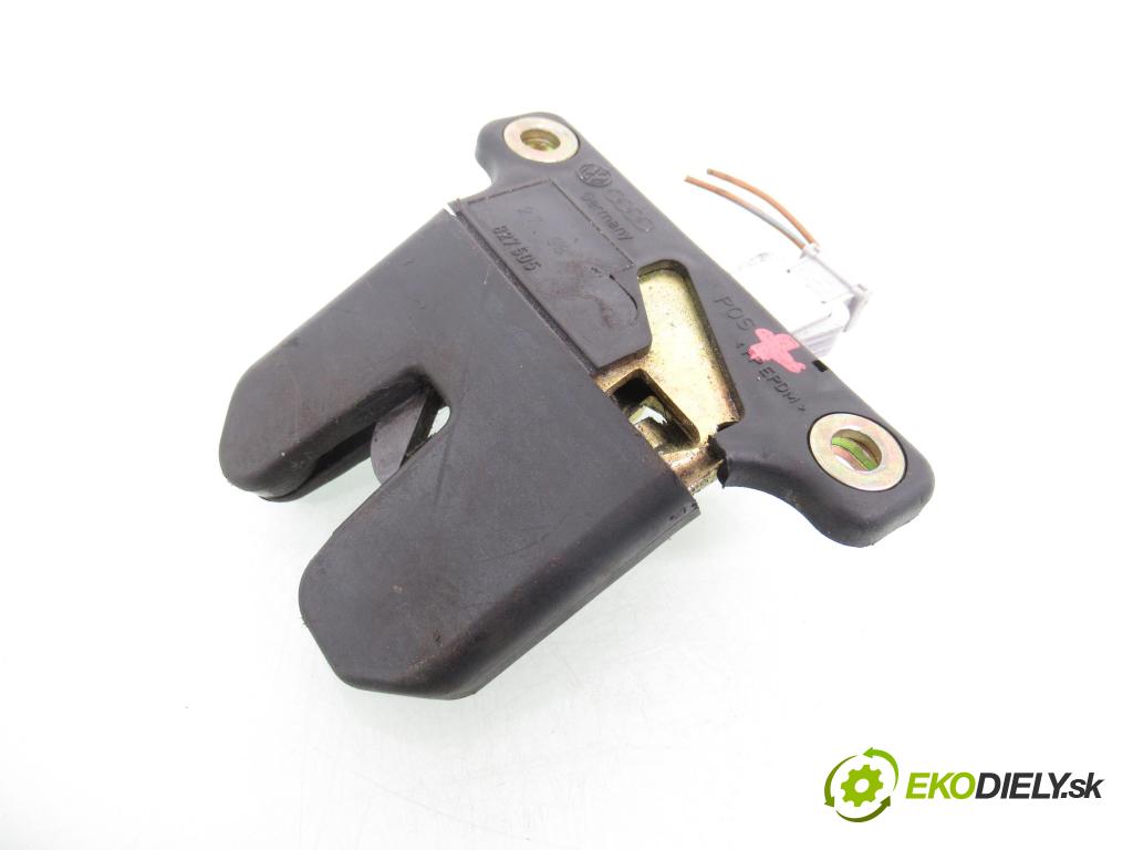 SEAT TOLEDO II (1M2) SEDAN 1999 74,00 1.6 - AEH 1595,00 zámok dverí kufor EL. 8D5827505