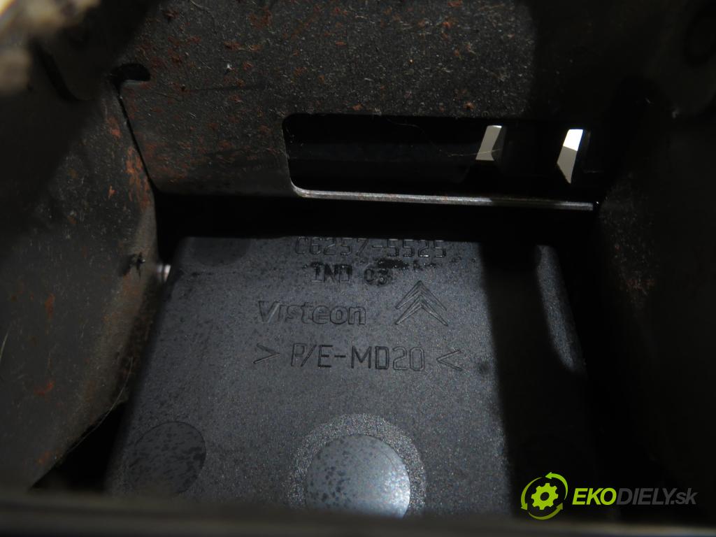 CITROEN C4 I (LC_) HB 2004 80,00 1.6 HDi 109 - 9HZ (DV6TED4) 1560,00 OPĚRADLO C62575525