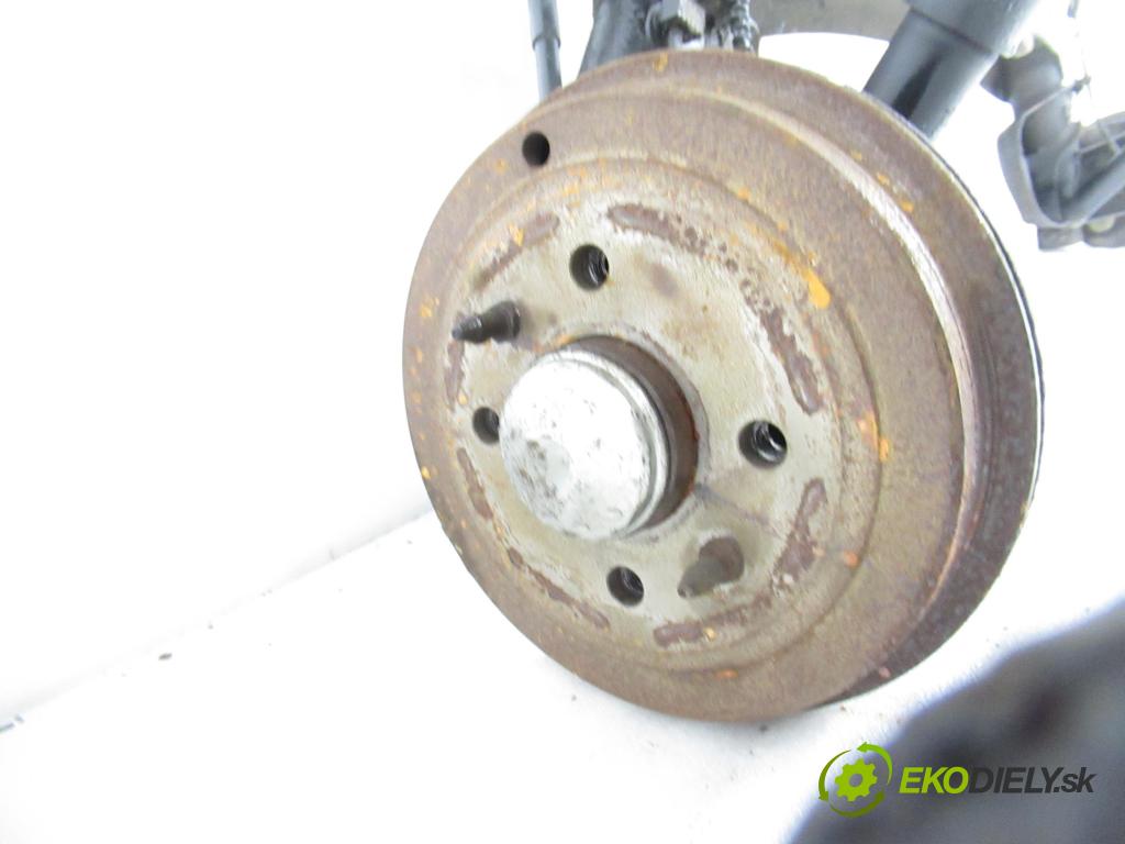 FIAT PANDA Van (169_) VAN 2006 40,00 1.1 - 187 A1.000 1108,00 výztuha zadní část ABS