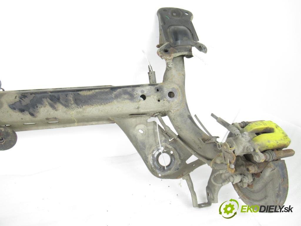 SEAT LEON (5F1) HB 2014 110,00 2.0 TDI CR 150 - CKFC 1968,00 výztuha zadní část ABS