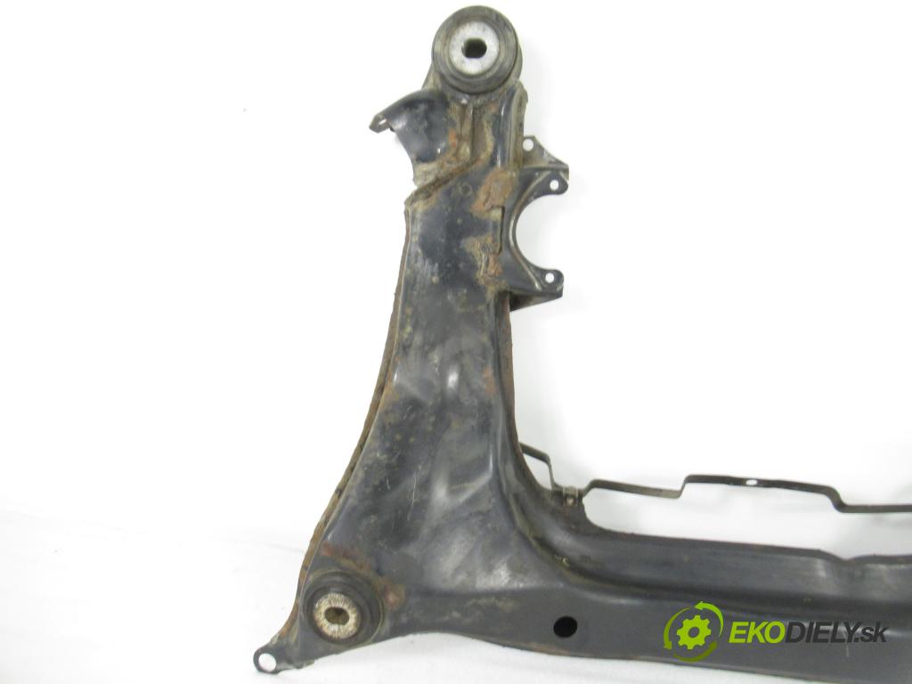 AUDI A4 (8D2, B5) SEDAN 1995 74,00 1.6 8V 100 - ADP 1595,00 PŘEDNÍ: