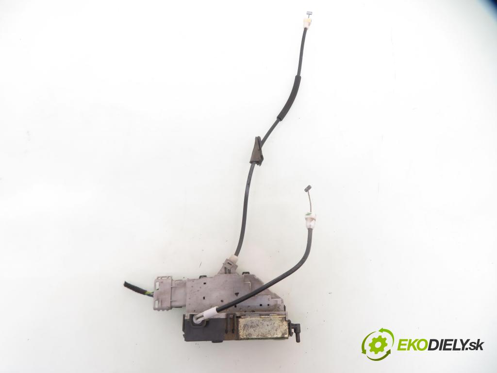 CITROEN C4 I (LC_) HB 2004 80,00 1.6 HDi 109 - 9HZ (DV6TED4) 1560,00 zámok
