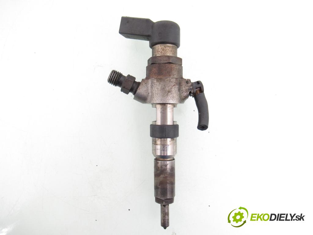 FORD FIESTA V (JH_, JD_) HB 2004 50,00 1.4 TDCi 8V 68 - F6JA 1399,00 vstrekovač 9654551080 (Vstrekovač paliva)