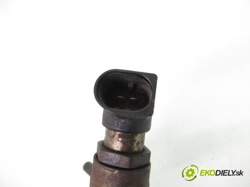 FORD FIESTA V (JH_, JD_) HB 2004 50,00 1.4 TDCi 8V 68 - F6JA 1399,00 vstrekovač 9654551080 (Vstrekovač paliva)