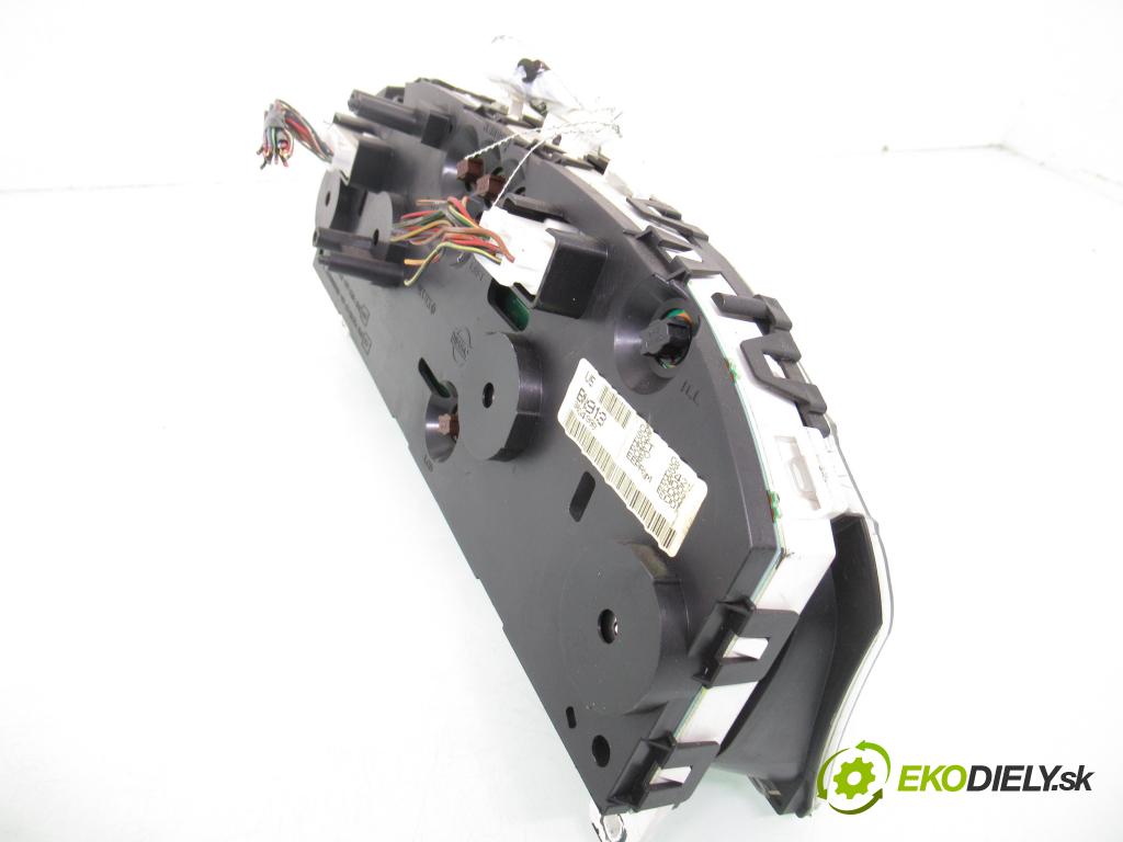 NISSAN ALMERA II (N16) HB 2003 77,00 1.5 - GA15DE 1498,00 Prístrojovka elektrický BN913