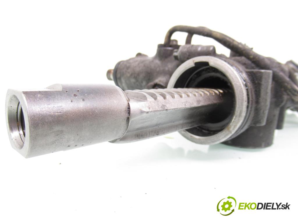 MERCEDES-BENZ KLASA C (W203) SEDAN 2000 120,00 C 200 Kompressor (203.042) - M 271.940 1796,00 Riadenie ZE riadením A20311051001 ; A20311011002