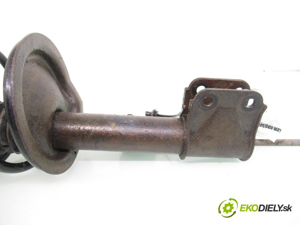 CITROEN C4 I (LC_) HB 2004 80,00 1.6 HDi 109 - 9HZ (DV6TED4) 1560,00 MCPERSON LP