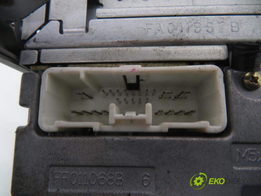 MAZDA 6 Station Wagon (GY) KOMBI 2002 89,00 2.0 DI 121 - RF5C 1998,00 RADIO CD FF011068B