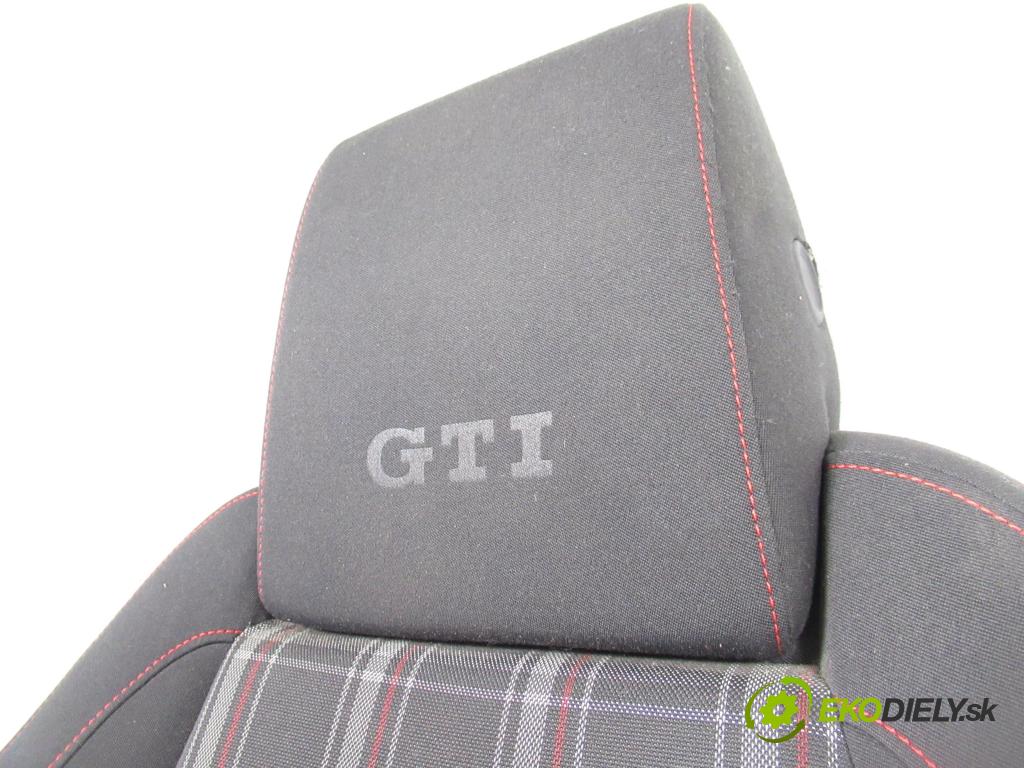 VW GOLF VI (5K1) HB 2011 155,00 2.0 GTi - CCZB 1984,00 Sedadlá, sedačky