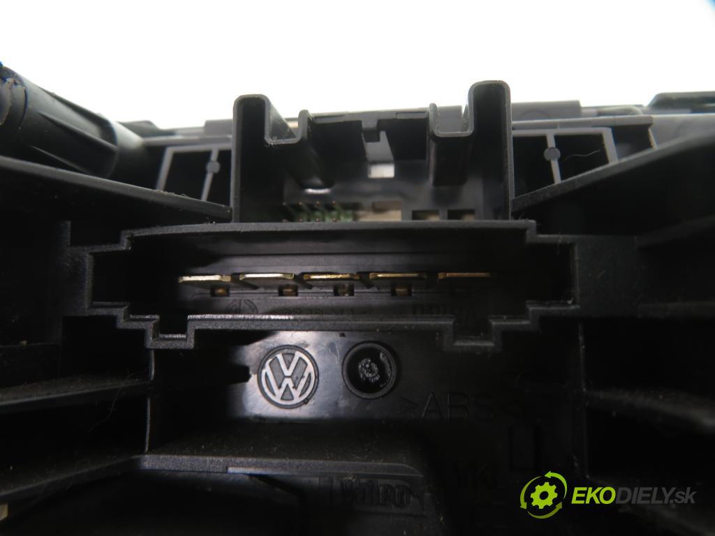 VW TRANSPORTER V Skrzynia (7HA, 7HH, 7EA, 7EH) FURGON 2007 75,00 1.9 TDI - BRS 1896,00 Panel kúrenia 7H0819045F9B9