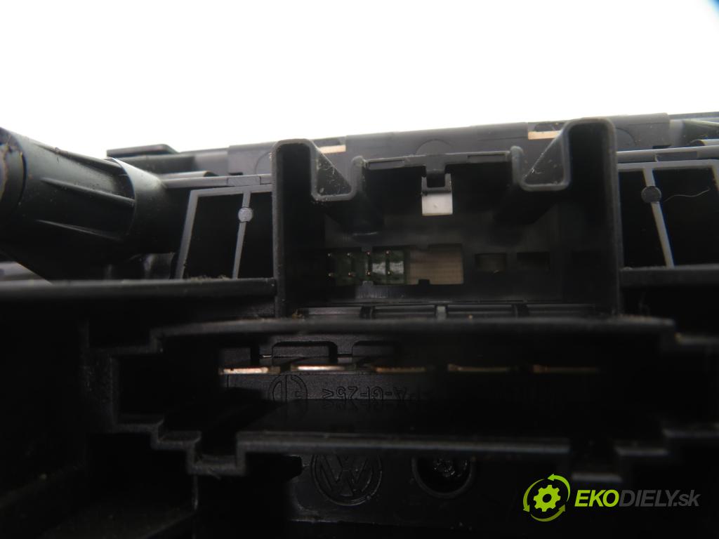 VW TRANSPORTER V Skrzynia (7HA, 7HH, 7EA, 7EH) FURGON 2007 75,00 1.9 TDI - BRS 1896,00 Panel kúrenia 7H0819045F9B9