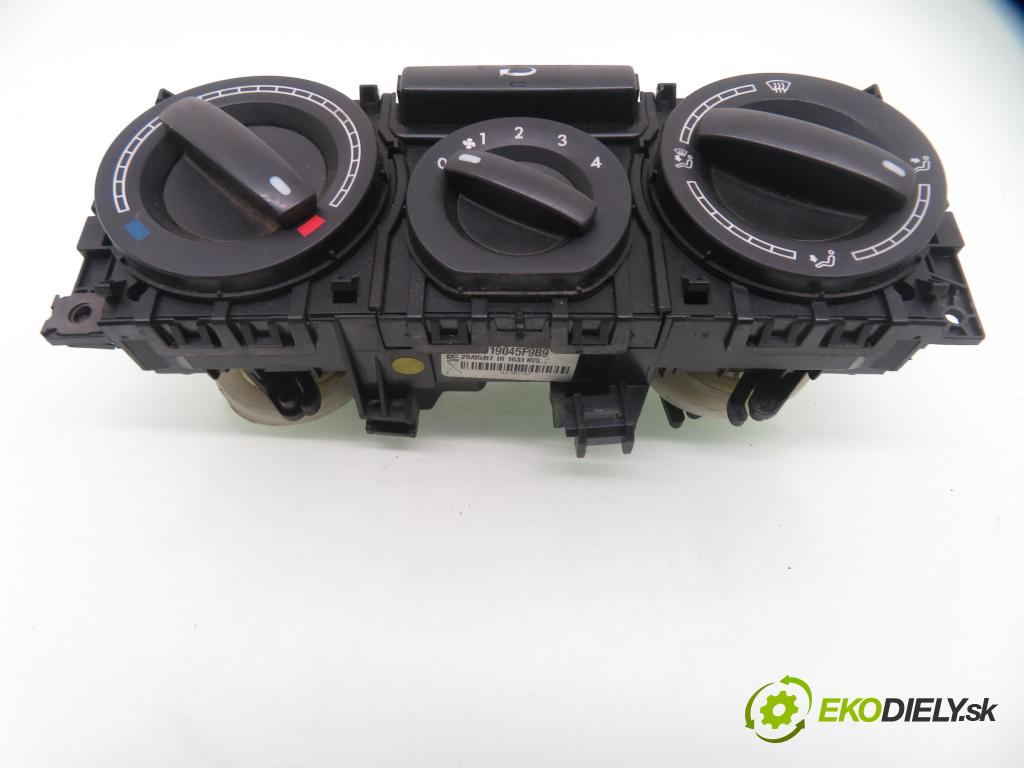 VW TRANSPORTER V Skrzynia (7HA, 7HH, 7EA, 7EH) FURGON 2007 75,00 1.9 TDI - BRS 1896,00 Panel kúrenia 7H0819045F9B9