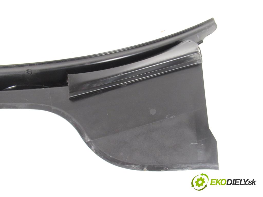 VW GOLF VI (5K1) HB 2011 155,00 2.0 GTi - CCZB 1984,00 Torpédo, plast pod čelné okno 1K1819415B (Torpédo (plast pod čelným sklom))