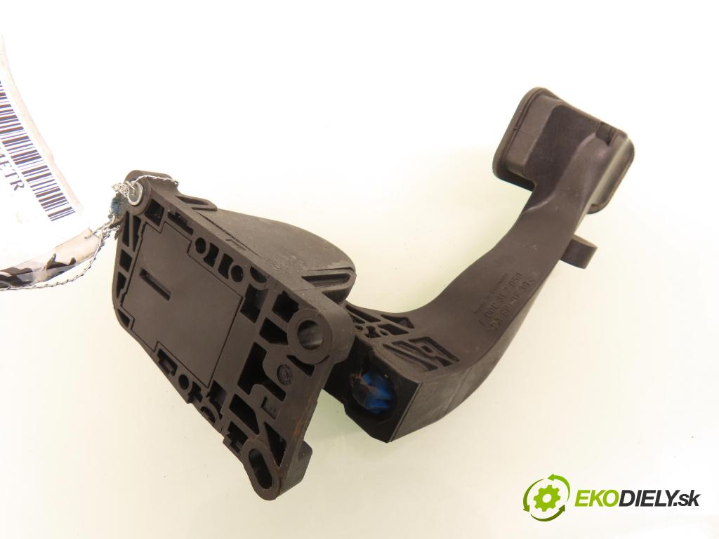 CITROEN XSARA PICASSO (N68) MINIVAN 2005 80,00 1.6 HDi - 9HZ (DV6TED4) 1560,00 potenciometr plynového pedálu 0280755032 ; 9653105980 (Potenciometr plynového pedálu)