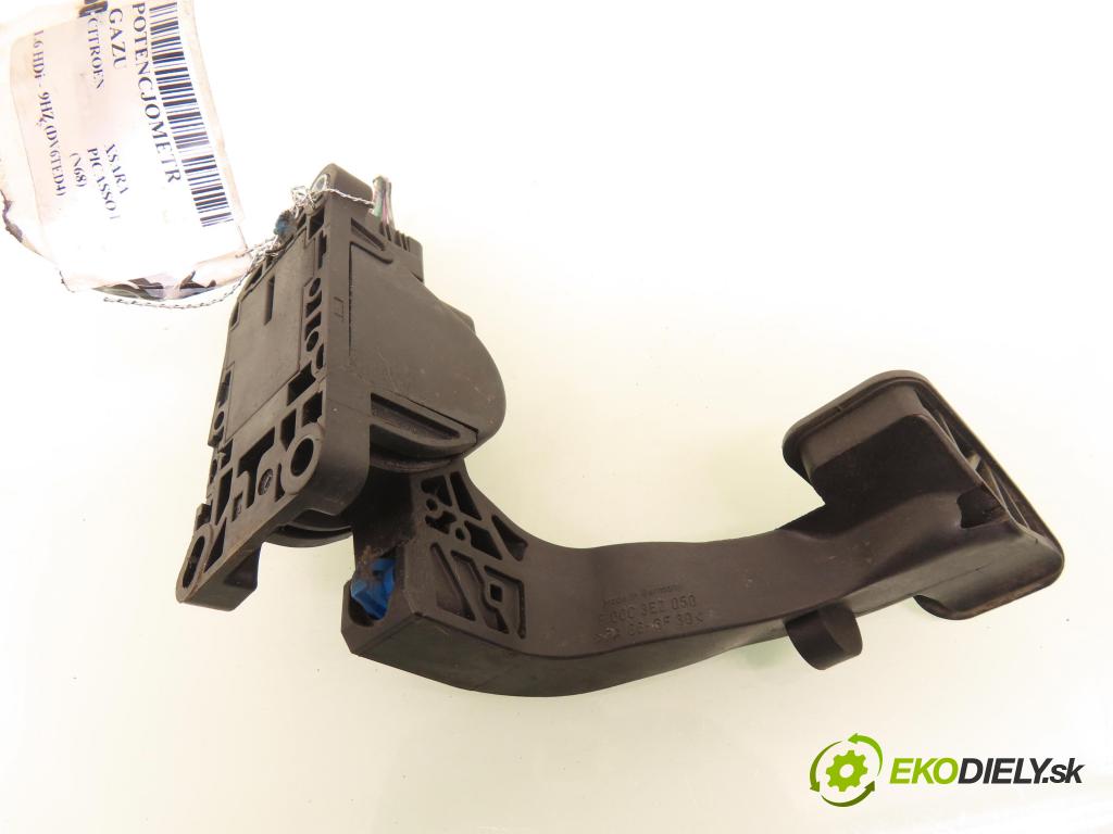 CITROEN XSARA PICASSO (N68) MINIVAN 2005 80,00 1.6 HDi - 9HZ (DV6TED4) 1560,00 potenciometr plynového pedálu 0280755032 ; 9653105980 (Potenciometr plynového pedálu)