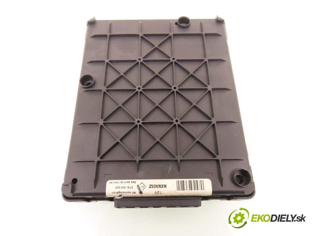 RENAULT SCENIC I (JA0/1_) MINIVAN 2003 75,00 1.9 dCi 102 - F9Q 732 1870,00 MODUL BSI 8200029342B ; S108502610G