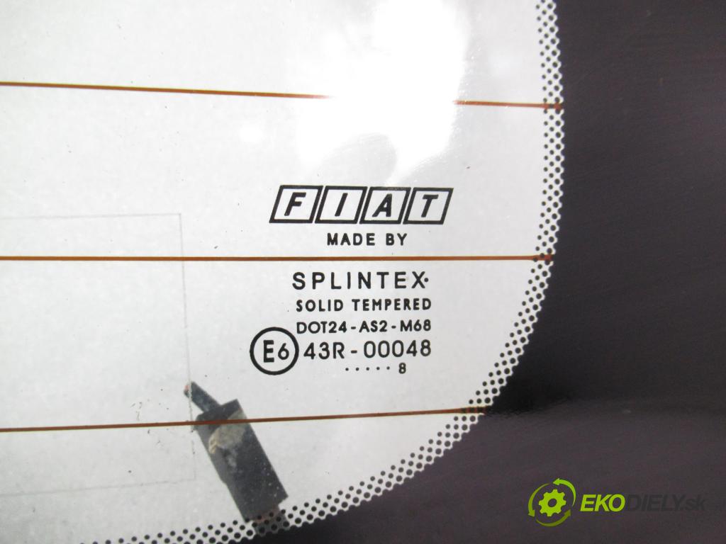 FIAT GRANDE PUNTO (199_) HB 2008 48,00 1.2 - 199 A4.000 1242,00 Okno zadné kapota