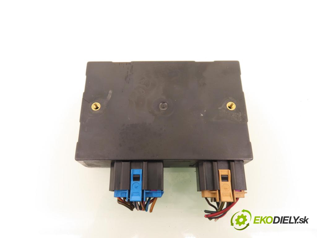 VW GOLF IV (1J1) HB 1998 55,00 1.4 16V - AHW 1390,00 MODUL komfortu 1J0959799AH