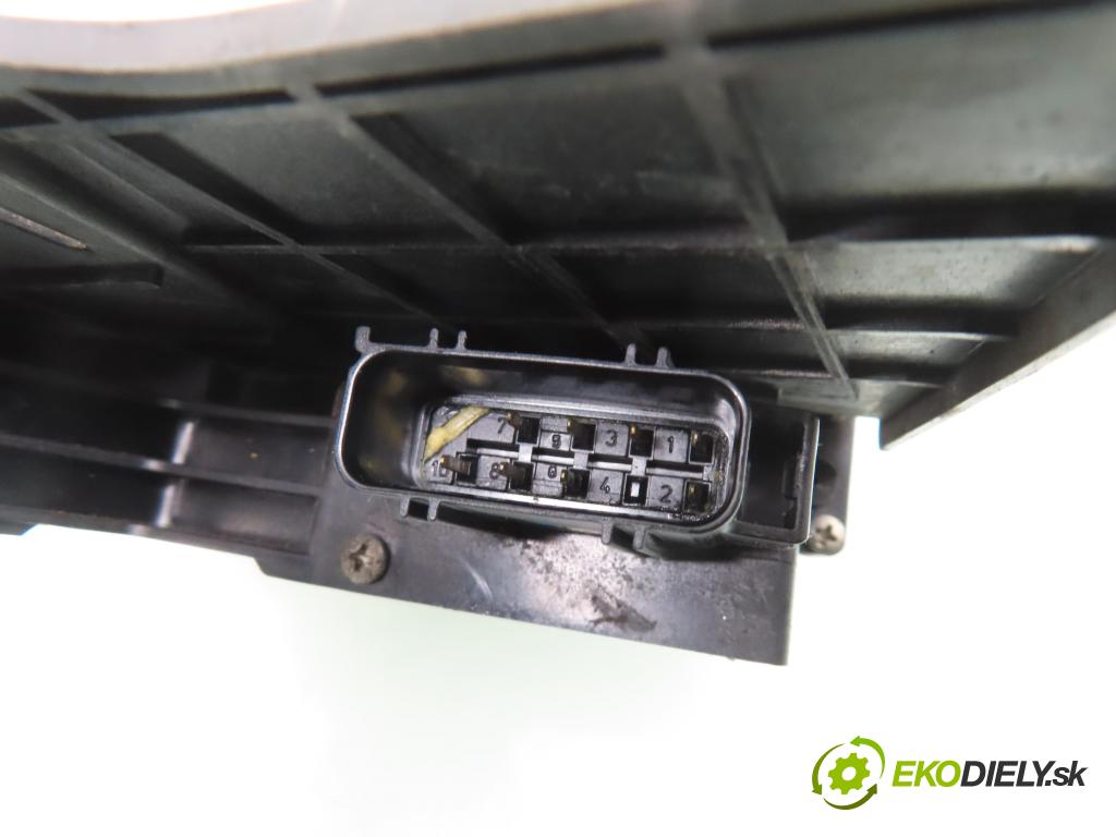 FORD FIESTA V (JH_, JD_) HB 2004 50,00 1.4 TDCi 8V 68 - F6JA 1399,00 zámok 2S61A219A65ABF