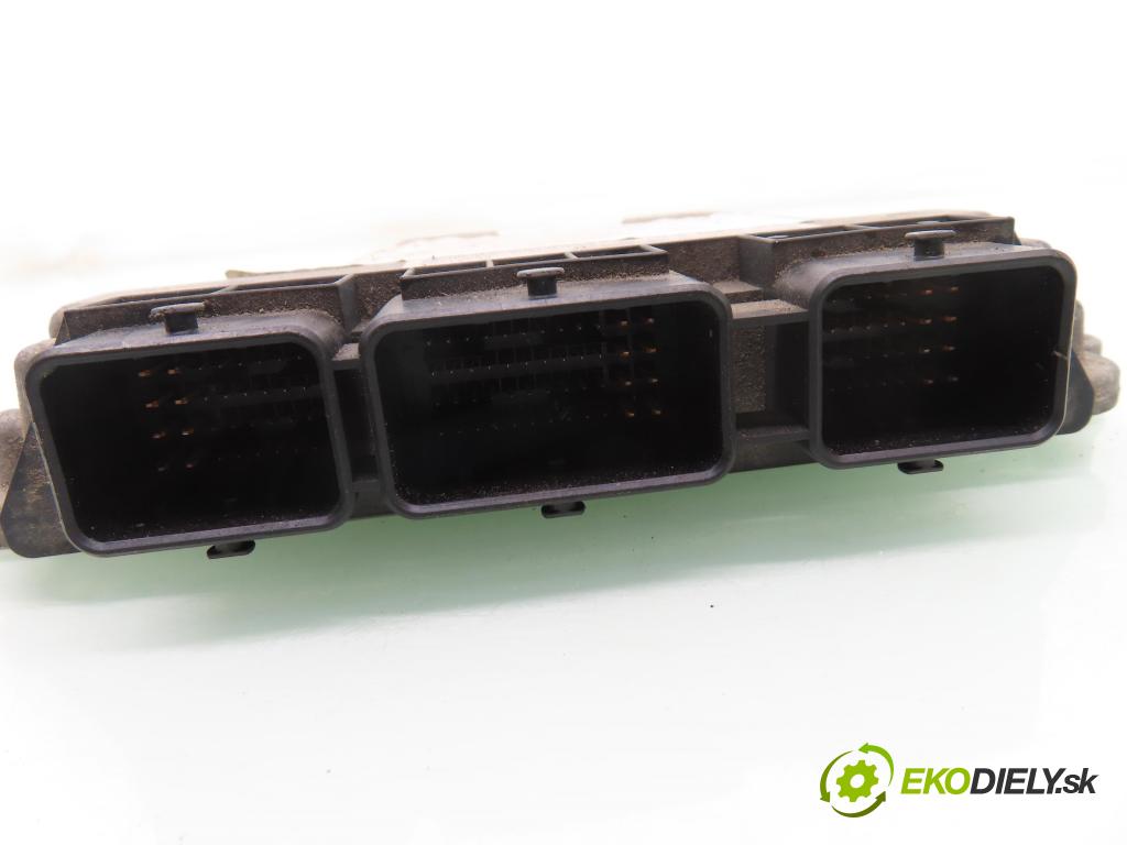 CITROEN C4 I (LC_) HB 2004 80,00 1.6 HDi 109 - 9HZ (DV6TED4) 1560,00 Riadiaca jednotka Motor 0281011630 ; 9656494380