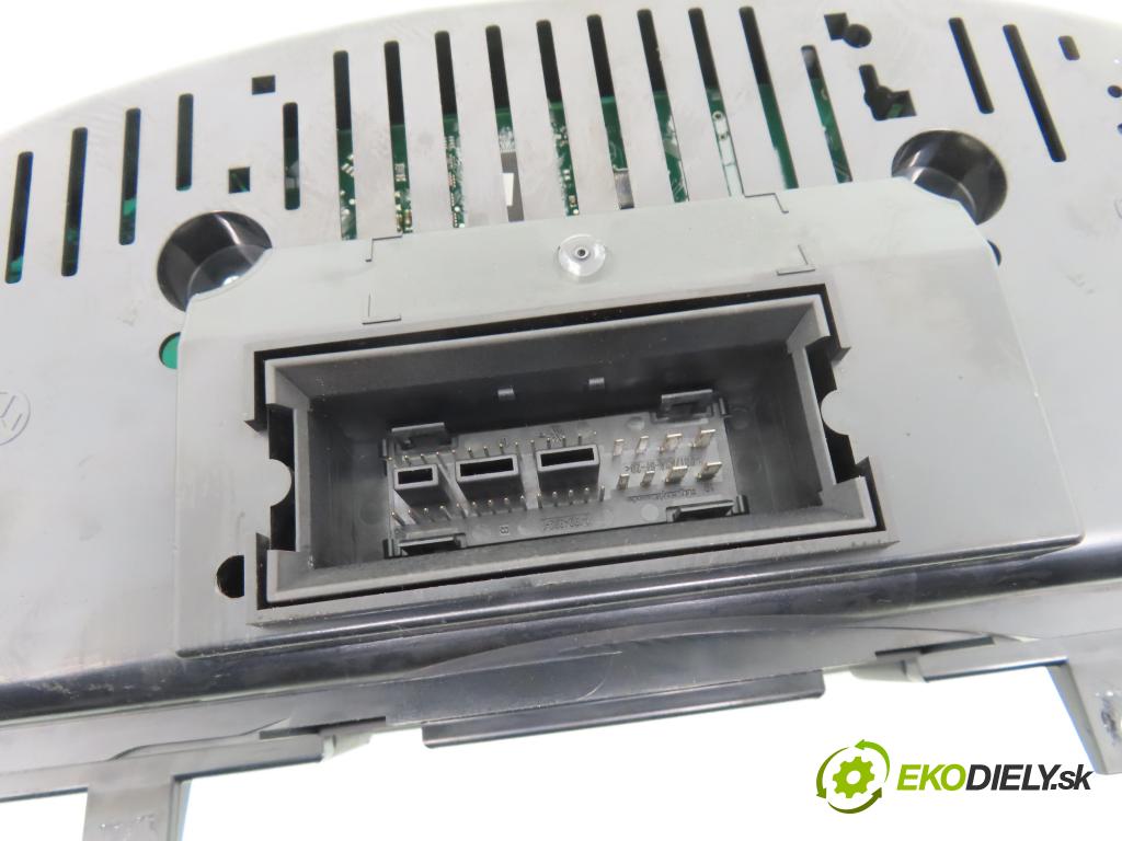 VW PASSAT B6 Variant (3C5) KOMBI 2005 103,00 2.0 TDI 16V - BKP 1968,00 Prístrojovka elektrický A2C53145550