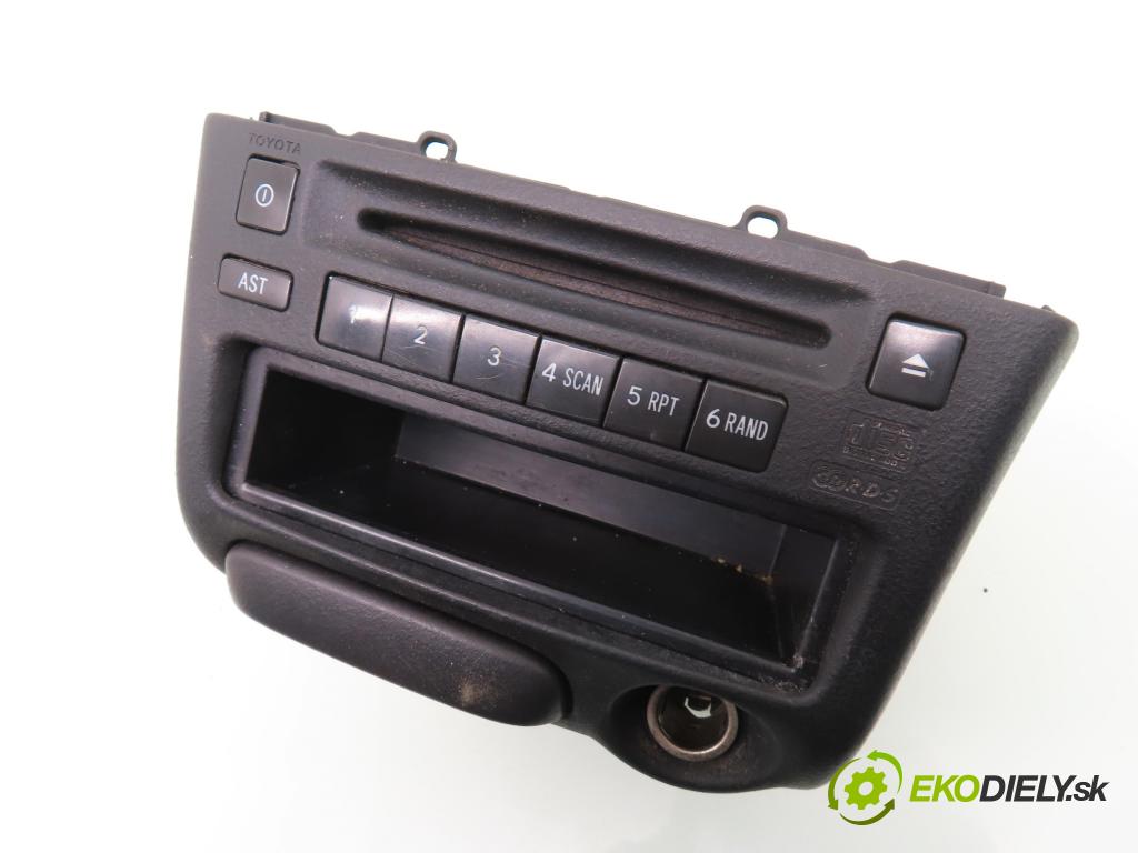 TOYOTA YARIS (_P1_) HB 2000 50,00 1.0 VVT- i 68 - 1SZ-FE 998,00 RADIO CD 861200D140