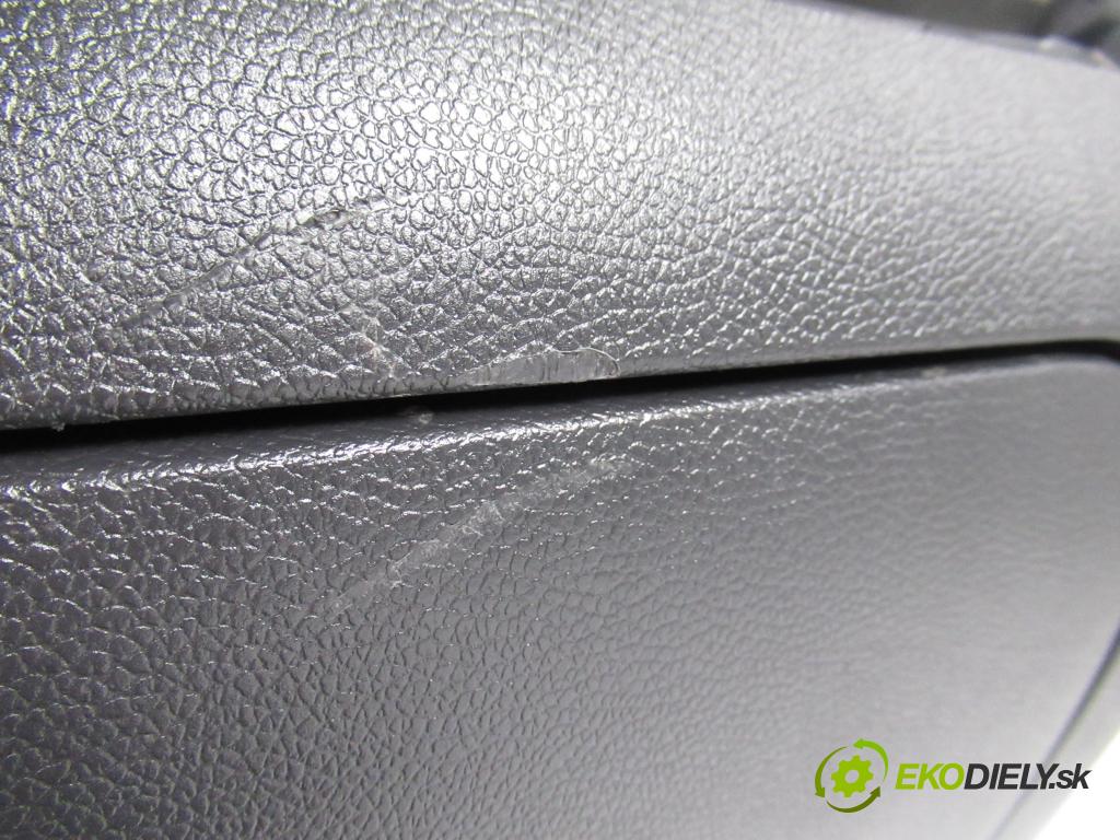 VW GOLF VI (5K1) HB 2011 155,00 2.0 GTi - CCZB 1984,00 doska 5C0959655B ; 617978600 ; 617978500