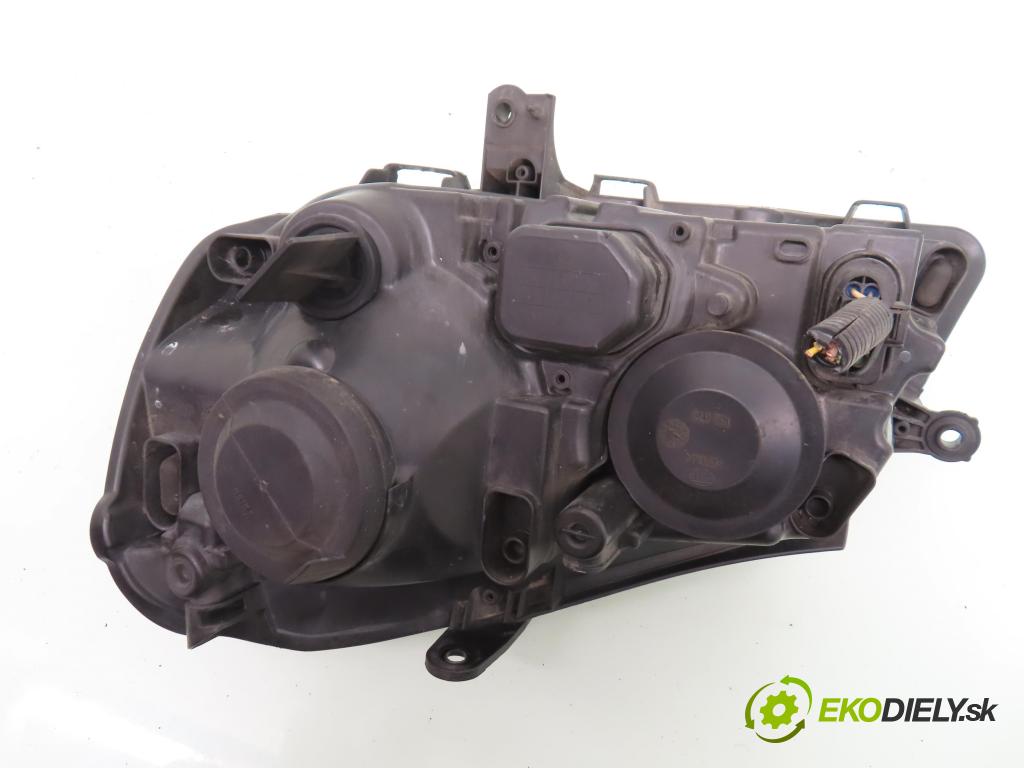 VW POLO (9N_) HB 2006 47,00 1.2 12V 64 - AZQ 1198,00 Svetlo PP 6Q1941008AN ; 1EE24701902