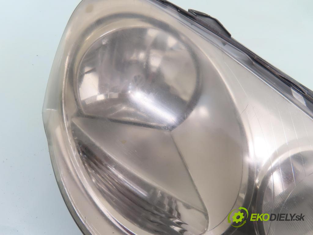 VW POLO (9N_) HB 2006 47,00 1.2 12V 64 - AZQ 1198,00 Svetlo PP 6Q1941008AN ; 1EE24701902