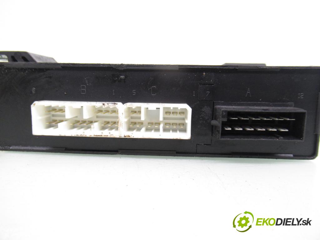 OPEL ASTRA G Кabriolet (F67) CABRIO 2002 74,00 1.6 16V - Z 16 XE 1598,00 riadiaca jednotka / MODUL INNE: 81050796 ; CCC1101024