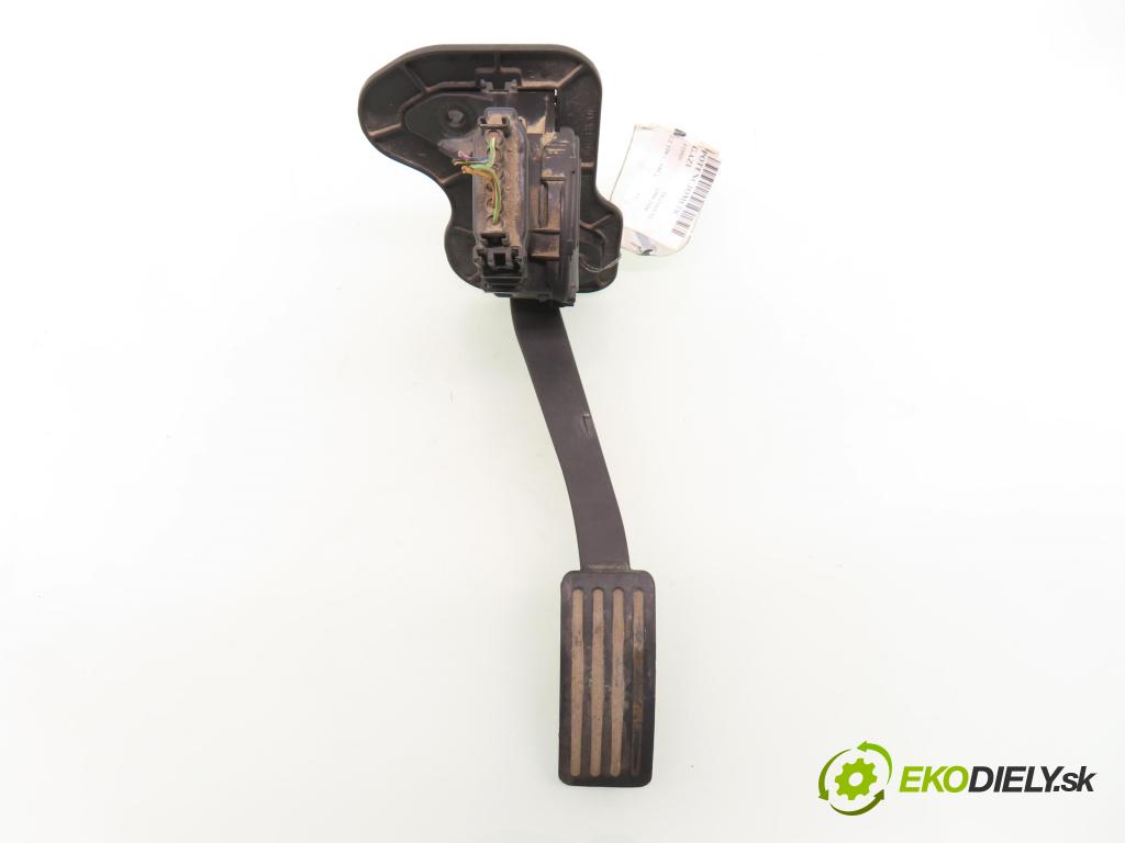 FORD TRANSIT Furgon (FA_ _) FURGON 2006 63,00 2.2 TDCi - P8FA 2198,00 Potenciometer plynu 6C119F836CB ; 6PV00923800 (Potenciometer plynového pedálu)