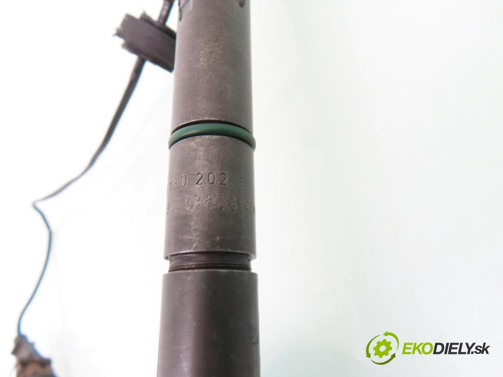 AUDI A8 D2 (4D2, 4D8) SEDAN 1998 110,00 2.5 TDI - AFB 2496,00 vstřik 059130202E ; 0432133834