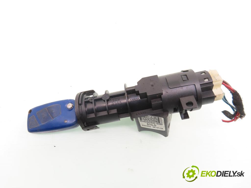 FIAT STILO (192_) HB 2003 59,00 1.9 JTD (192_XF1A) - 192 A3.000 1910,00 spínačka 00467601520 (Spínací skříňka)