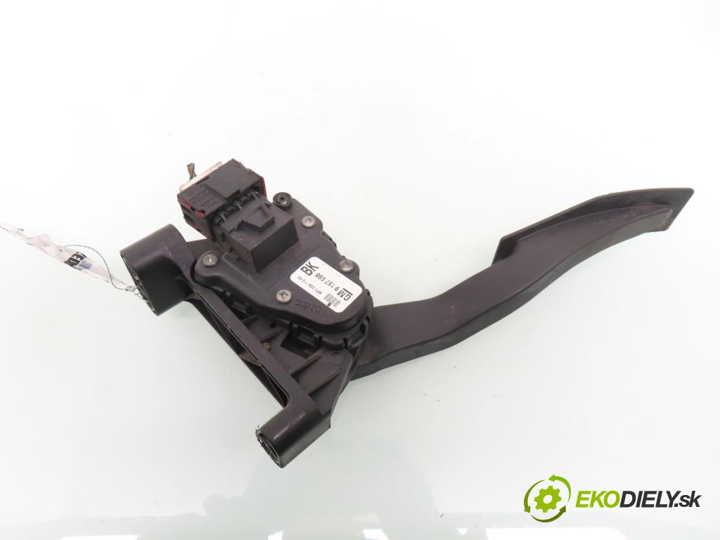 OPEL ASTRA G liftback (T98) LIFTBACK 2003 76,00 1.6 - Z 16 XEP 1598,00 Potenciometer plynu 9157998BK (Potenciometer plynového pedálu)