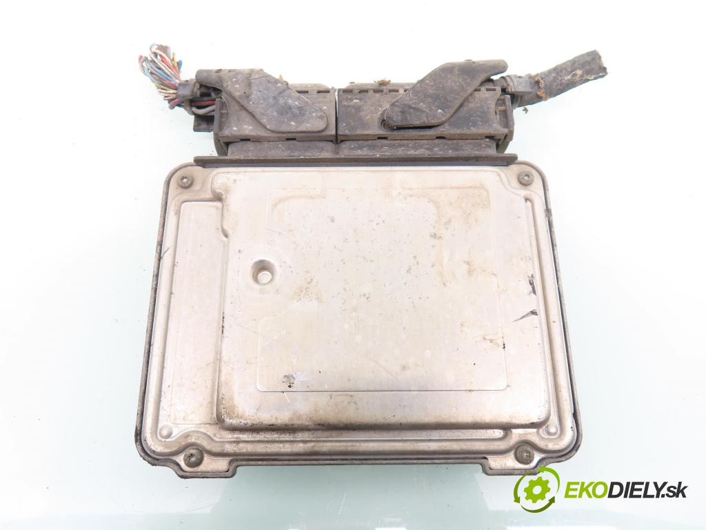 OPEL SIGNUM HB 2005 110,00 1.9 CDTI 150 1910,00 Riadiaca jednotka Motor 0281012534 ; 55197150